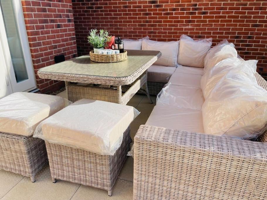 הולט Stunning! Beautiful Contemporary Property In Holt, Norfolk מראה חיצוני תמונה