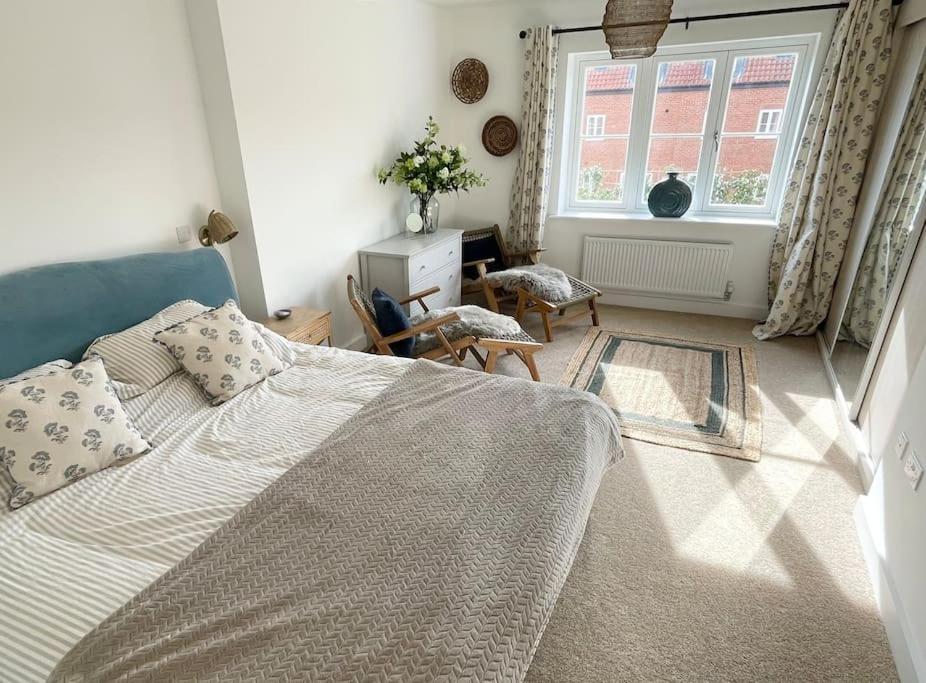 הולט Stunning! Beautiful Contemporary Property In Holt, Norfolk מראה חיצוני תמונה