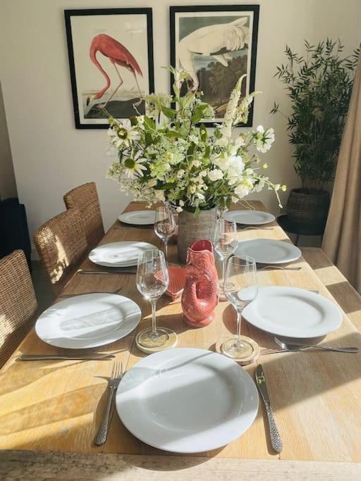 הולט Stunning! Beautiful Contemporary Property In Holt, Norfolk מראה חיצוני תמונה